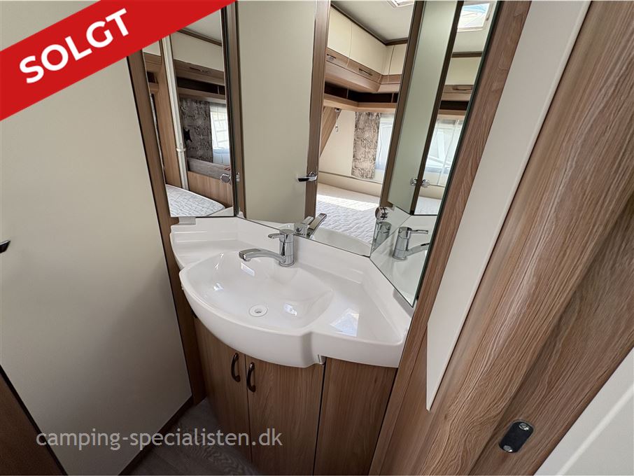 Hobby De Luxe 400 SFE